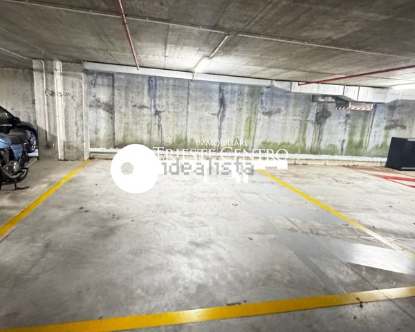 casa indipendente in vendita a Trieste in zona San Vito