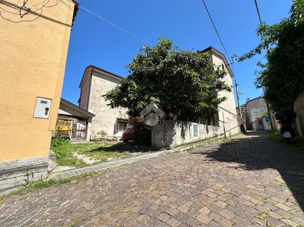 appartamento in vendita a Trieste in zona Longhera