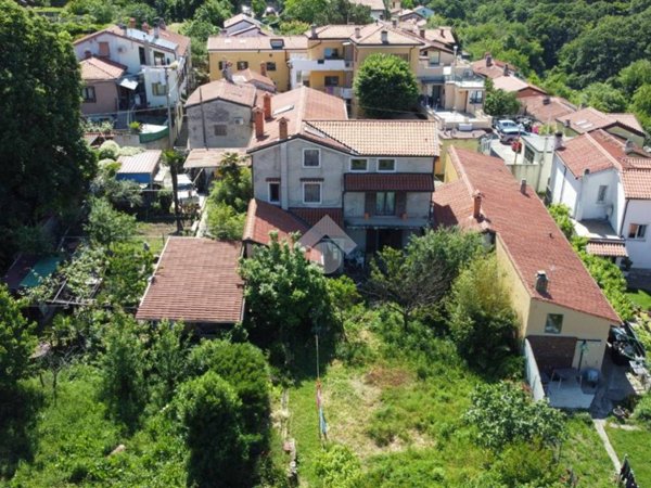 appartamento in vendita a Trieste in zona Longhera