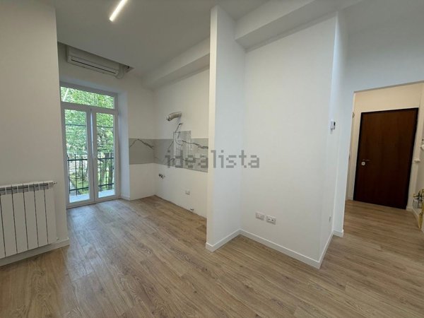 appartamento in vendita a Trieste in zona Roiano