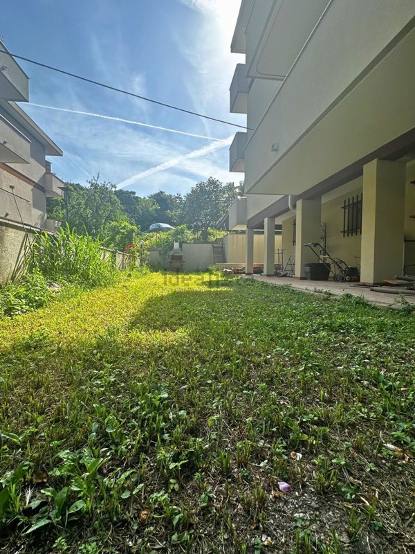 appartamento in vendita a Trieste in zona Scorcola