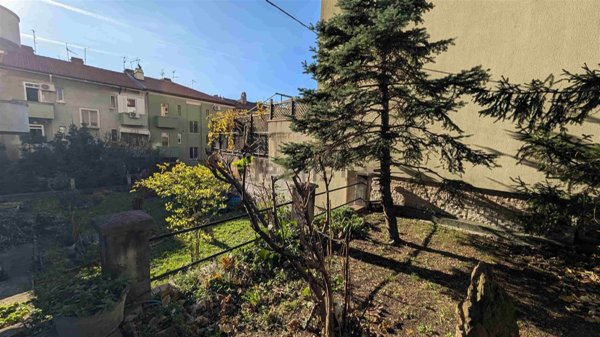 appartamento in vendita a Trieste in zona Scorcola