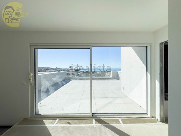 appartamento in vendita a Trieste in zona Città Nuova