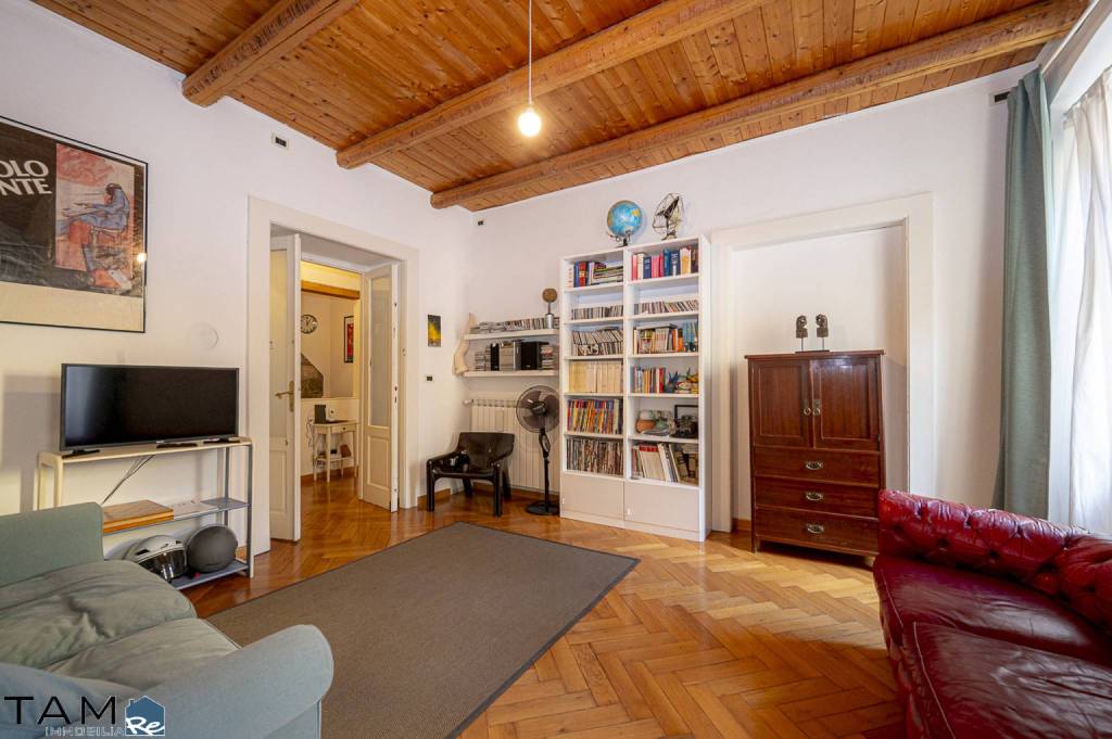 appartamento in vendita a Trieste in zona San Vito