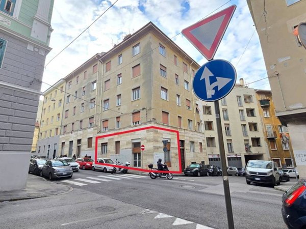 negozio in vendita a Trieste