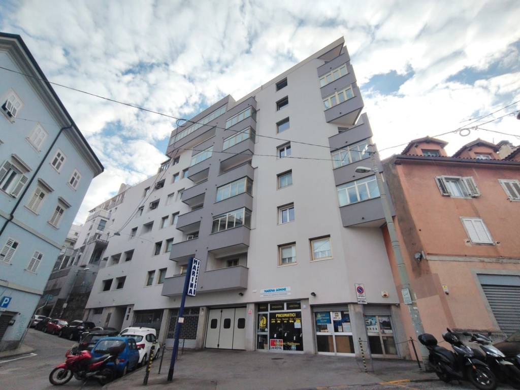 appartamento in vendita a Trieste in zona San Giacomo