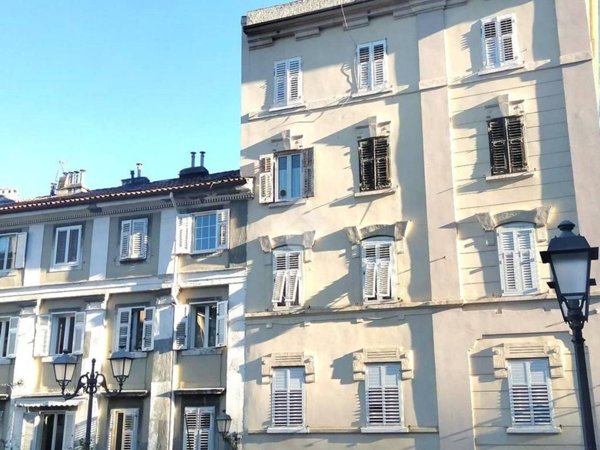 casa semindipendente in vendita a Trieste in zona San Giacomo