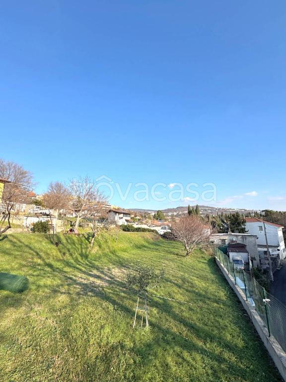 bifamiliare in vendita a Trieste in zona Chiarbola