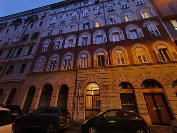 appartamento in vendita a Trieste in zona Barriera vecchia
