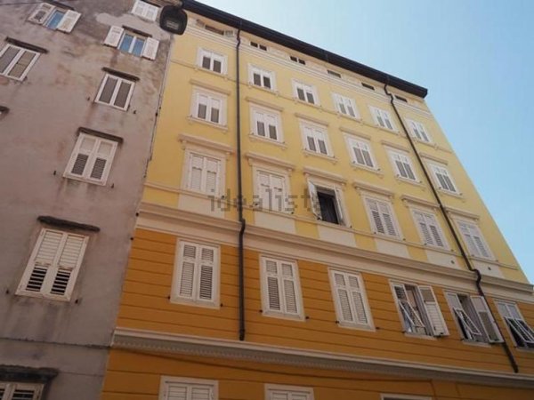 appartamento in vendita a Trieste in zona San Vito