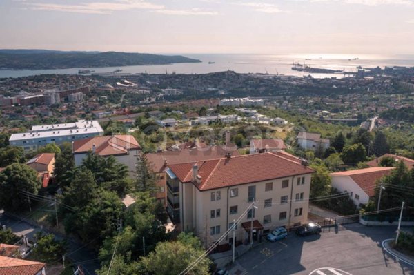 appartamento in vendita a Trieste in zona Cattinara