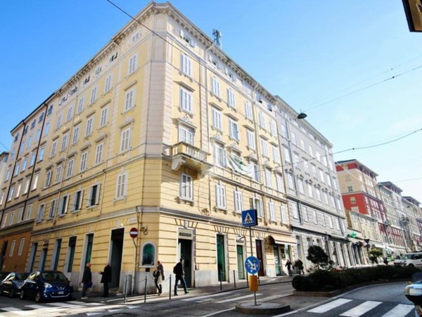 appartamento in vendita a Trieste in zona San Giacomo