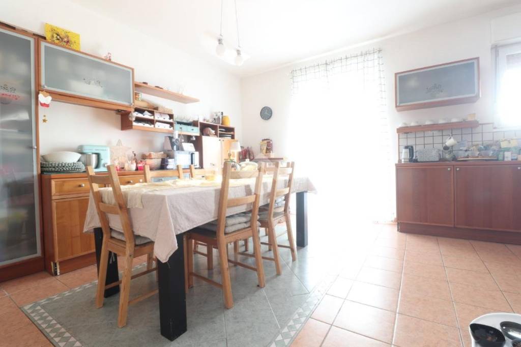 appartamento in vendita a Trieste in zona Cologna