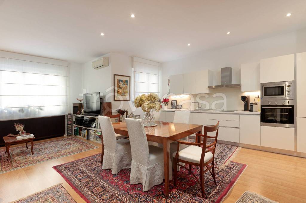 appartamento in vendita a Trieste