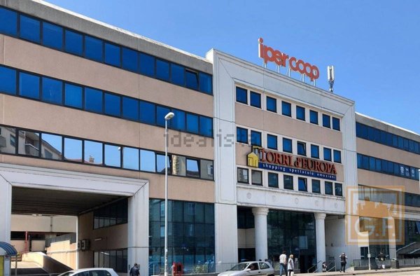 negozio in vendita a Trieste in zona Chiarbola