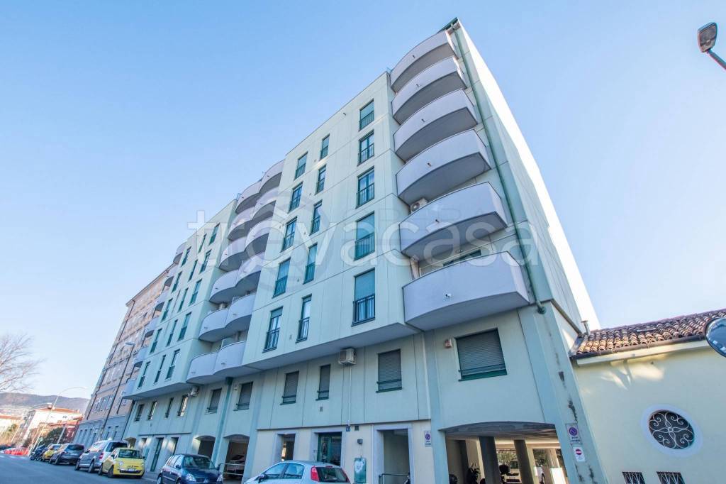 appartamento in vendita a Trieste in zona San Vito