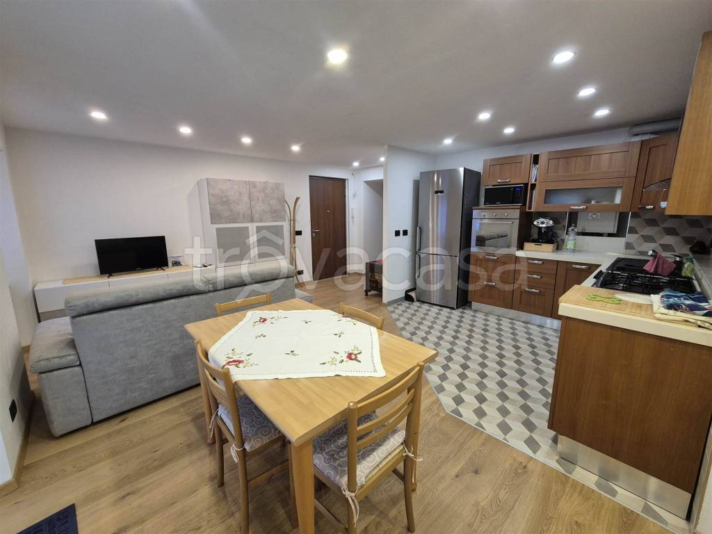 appartamento in vendita a Trieste in zona Città Vecchia