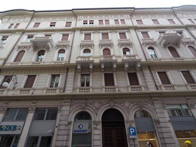 appartamento in vendita a Trieste in zona Borgo Teresiano