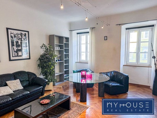 appartamento in vendita a Trieste in zona Borgo Teresiano