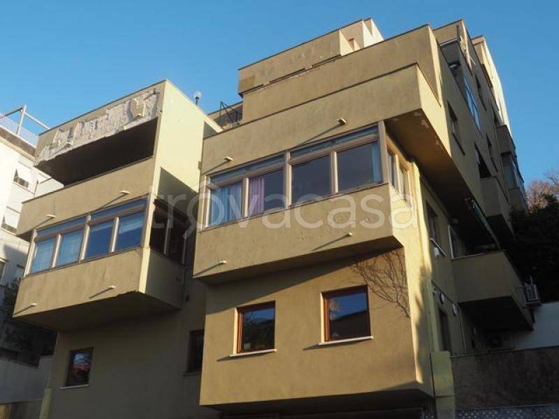 appartamento in vendita a Trieste in zona Scorcola