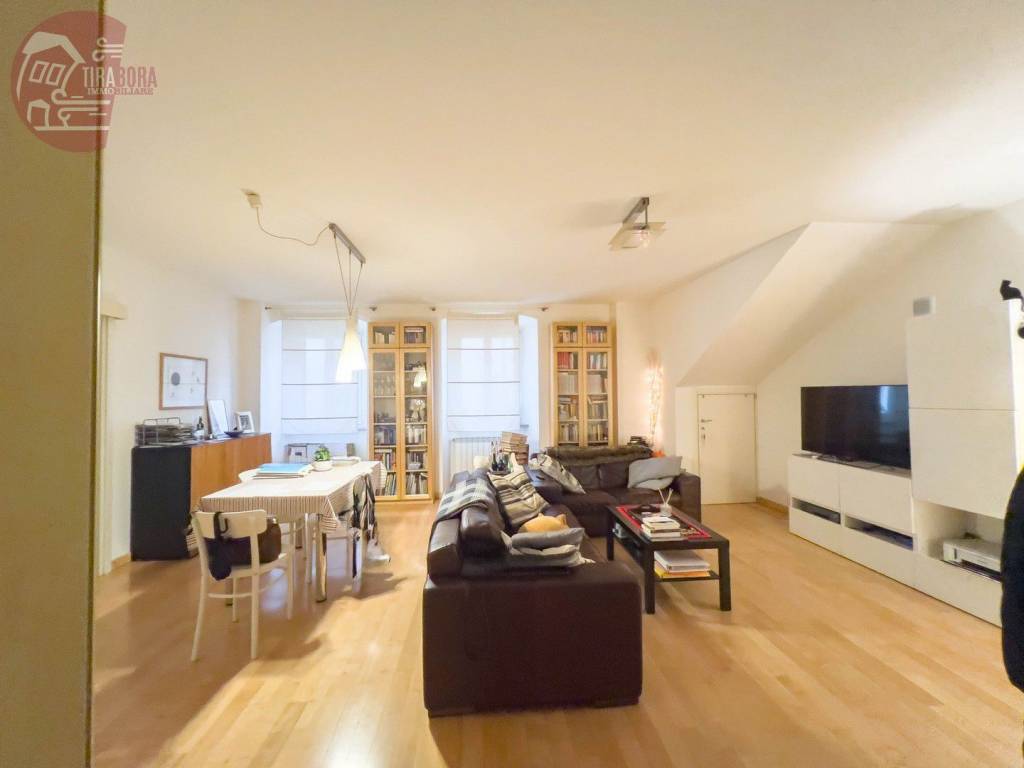 appartamento in vendita a Trieste in zona Città Vecchia