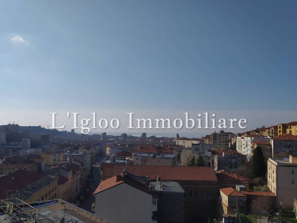 appartamento in vendita a Trieste in zona Scorcola