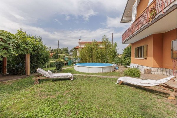 casa indipendente in vendita a Trieste in zona Opicina