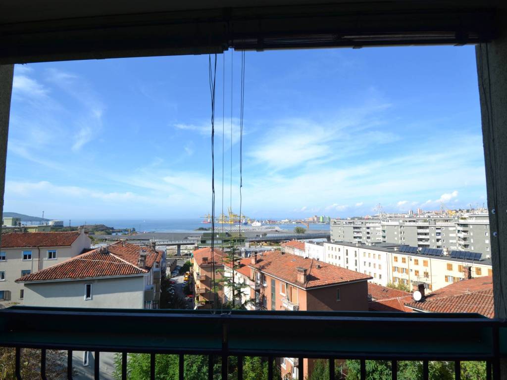 appartamento in vendita a Trieste in zona Valmaura