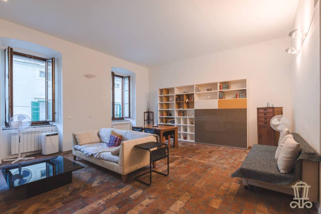 appartamento in vendita a Trieste in zona Campi Elisi