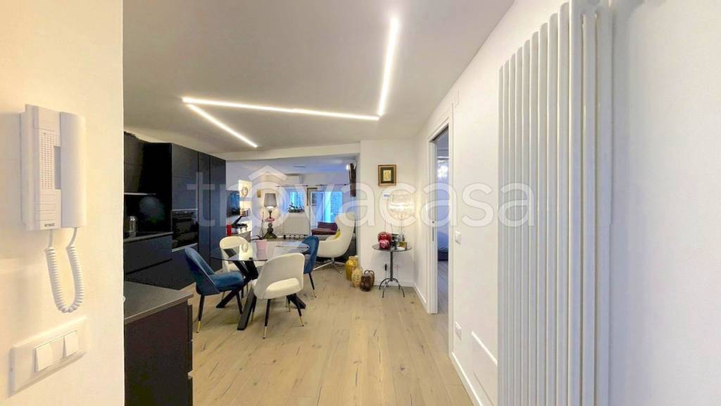 appartamento in vendita a Trieste in zona Città Vecchia