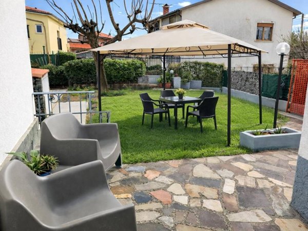 casa indipendente in vendita a Trieste in zona Santa Croce