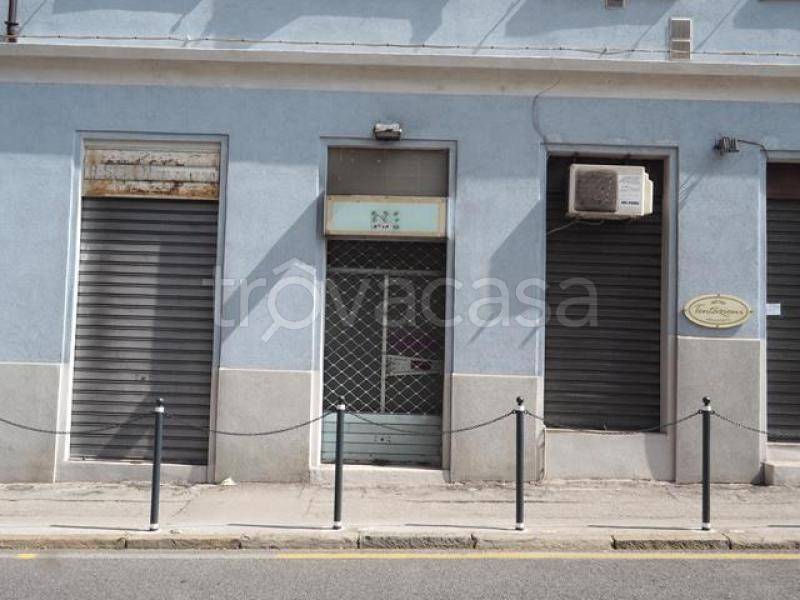 negozio in vendita a Trieste in zona San Giacomo