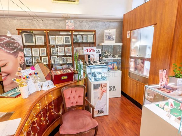 negozio in vendita a Trieste