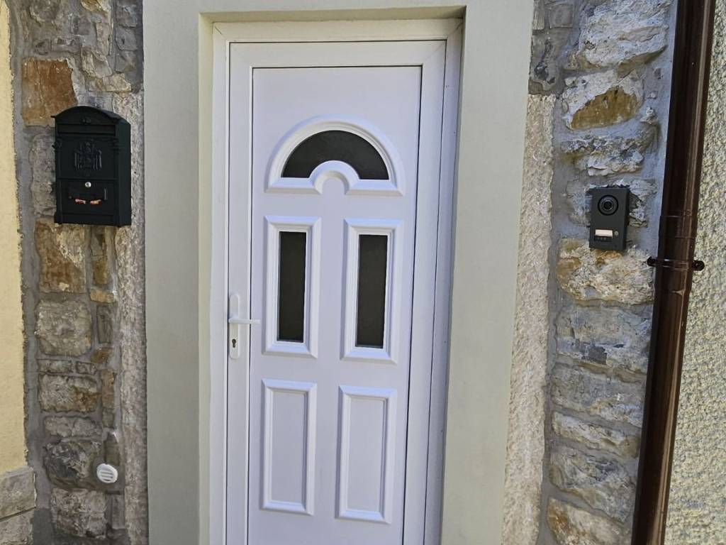 casa indipendente in vendita a Trieste in zona Rozzol