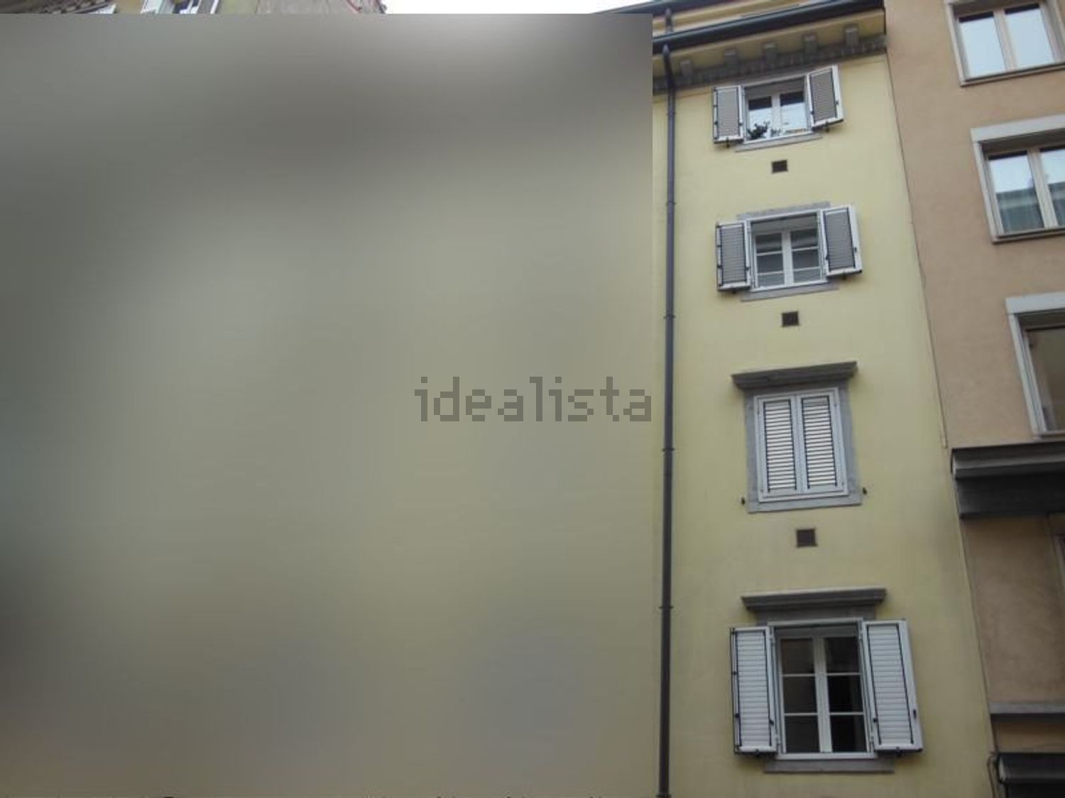 appartamento in vendita a Trieste in zona Borgo Teresiano