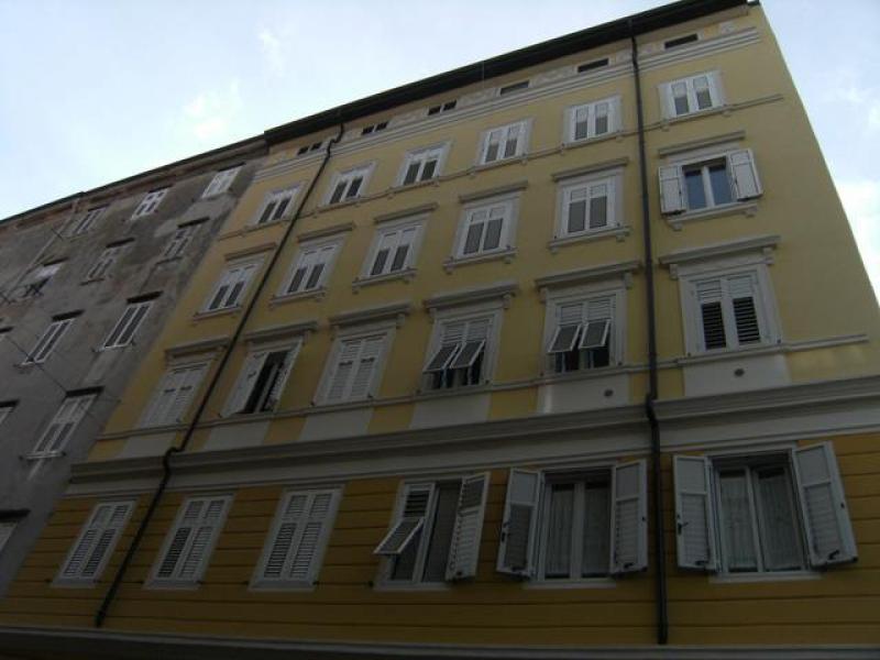 appartamento in vendita a Trieste in zona San Vito