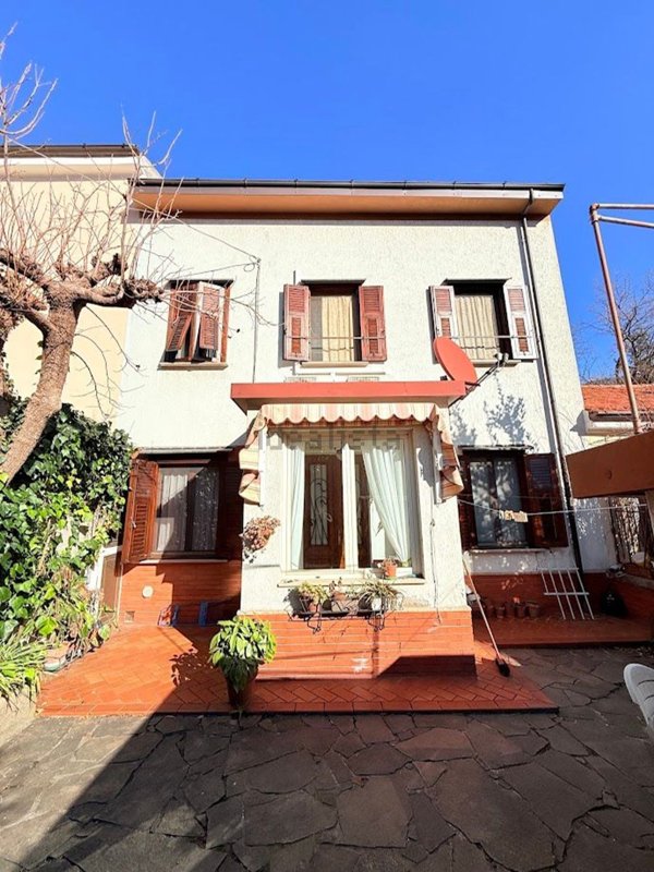 casa indipendente in vendita a Trieste