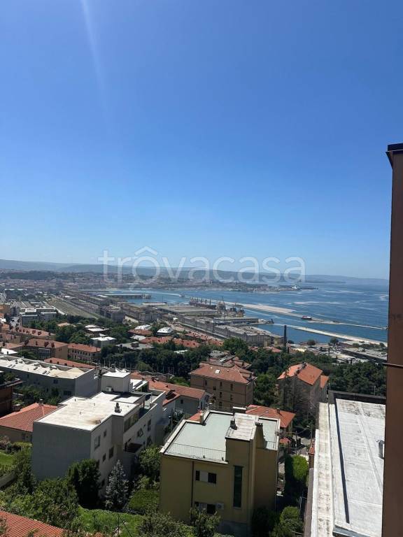 appartamento in vendita a Trieste in zona Barcola