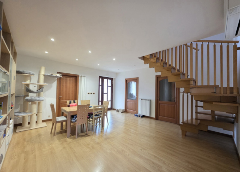 casa semindipendente in vendita a Trieste in zona Servola