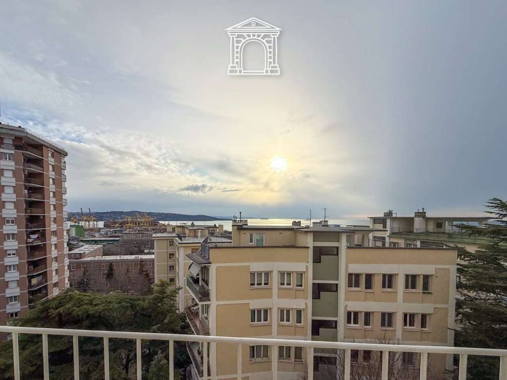 appartamento in vendita a Trieste in zona San Vito