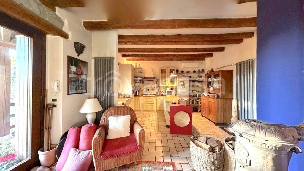 casa indipendente in vendita a Trieste in zona Gretta