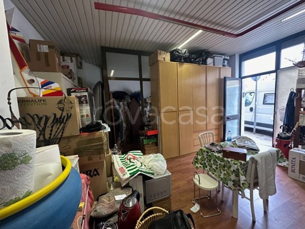 locale di sgombero in vendita a Trieste
