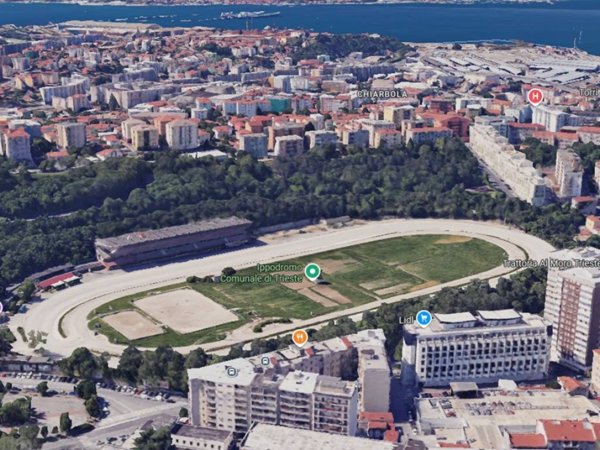 casa indipendente in vendita a Trieste