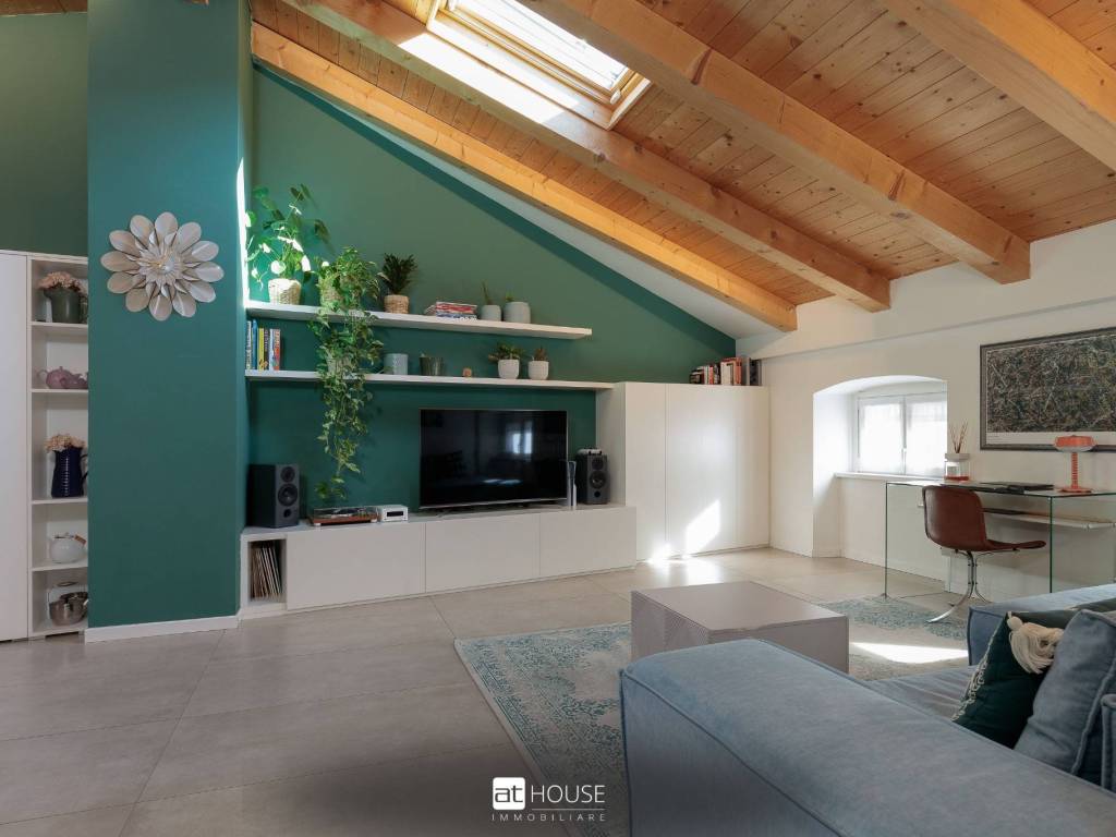 appartamento in vendita a Trieste in zona San Giusto