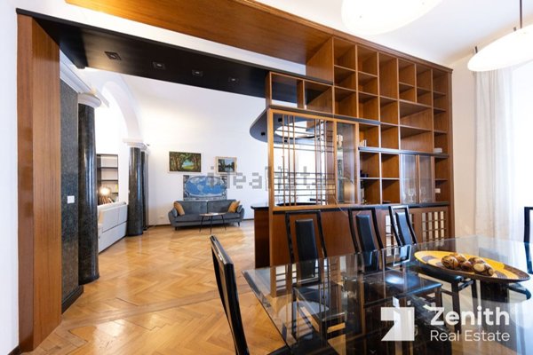 appartamento in vendita a Trieste in zona Città Vecchia