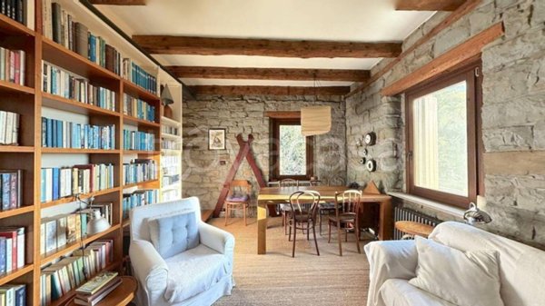 casa indipendente in vendita a Trieste in zona Gretta