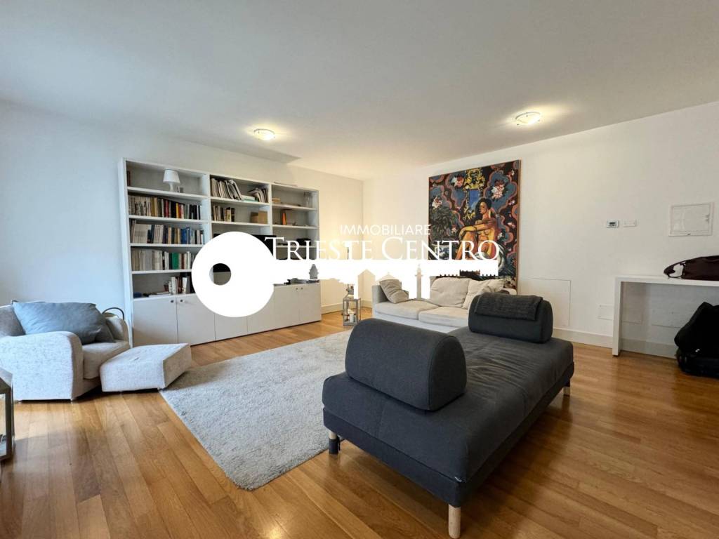 appartamento in vendita a Trieste