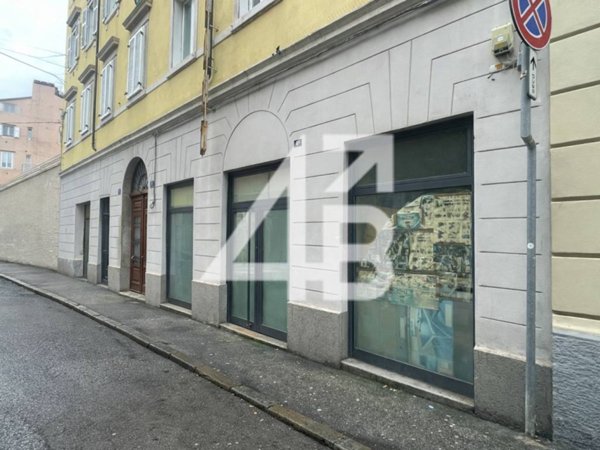 negozio in vendita a Trieste in zona Chiarbola