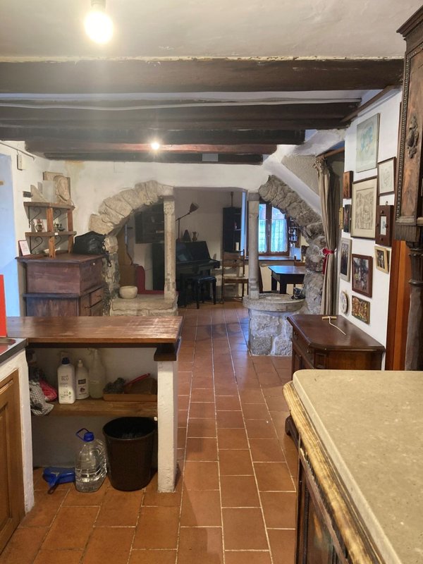 casa indipendente in vendita a Trieste in zona Santa Croce