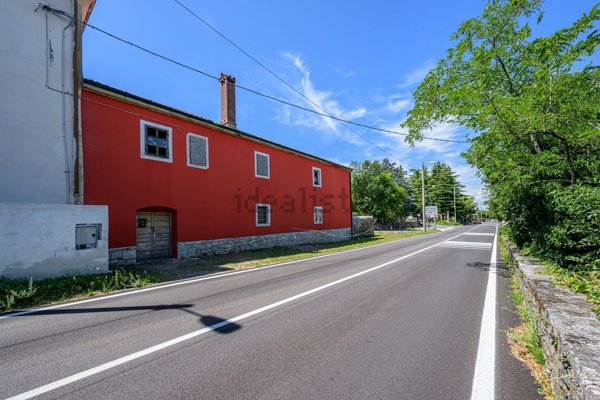 casa indipendente in vendita a Trieste in zona Santa Croce